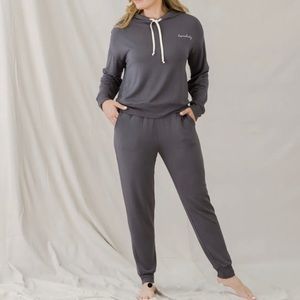 Magnolia Homebody loungewear set Charcoal/Forged Iron XXL